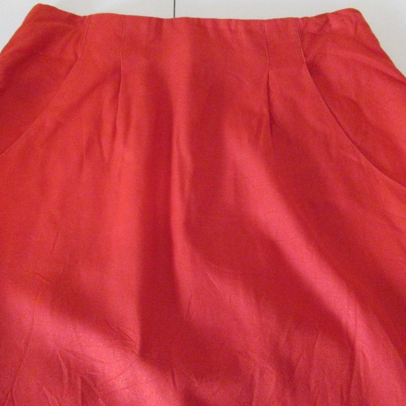 August Silk Red 100% silk skirt - Picture 5 of 12